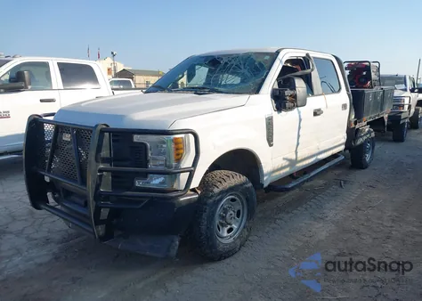 2019 Ford F250 Super Duty из США, поврежденный, VIN 1FD7W2B66KEG48759